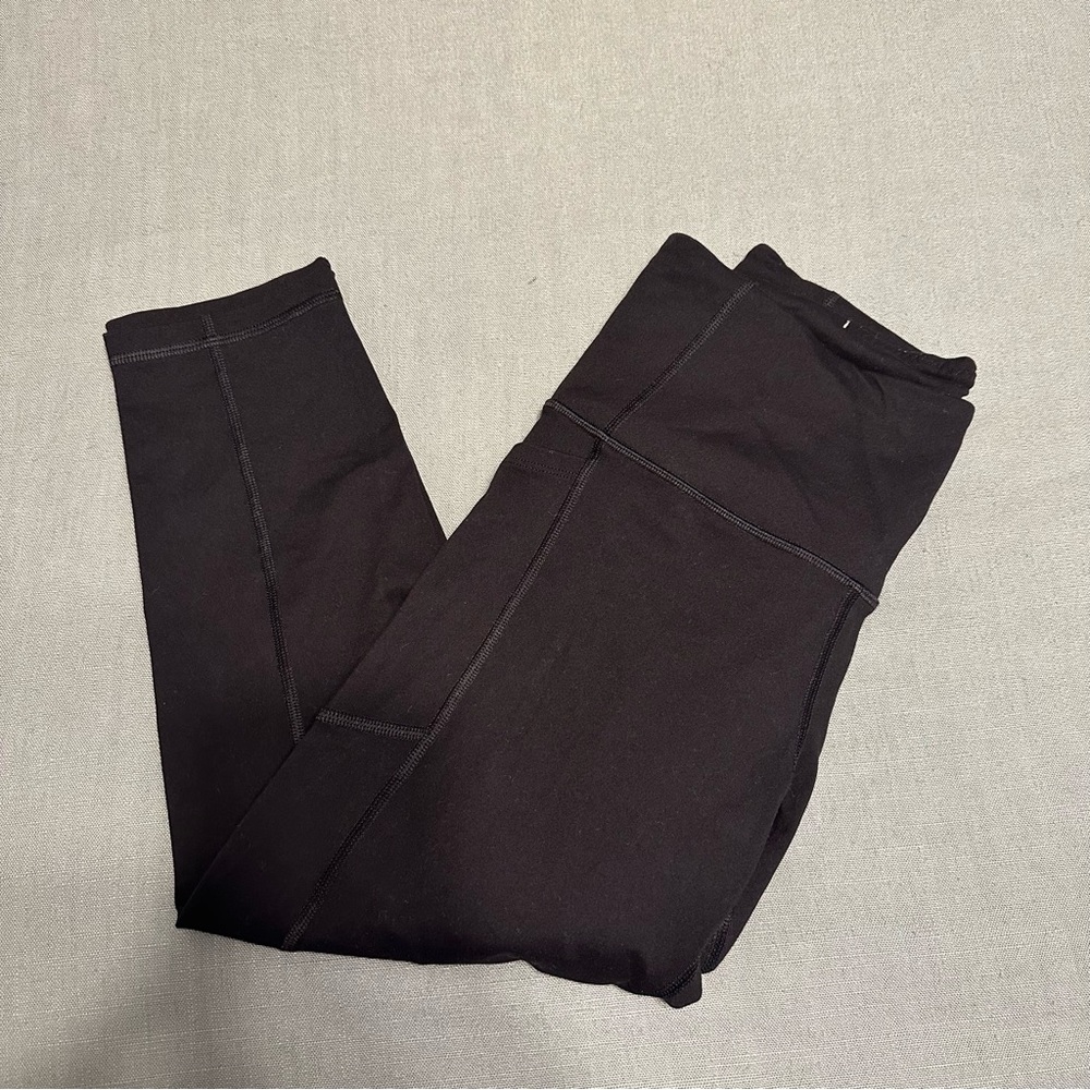 Knockout by Victoria Secret Capri Leggings